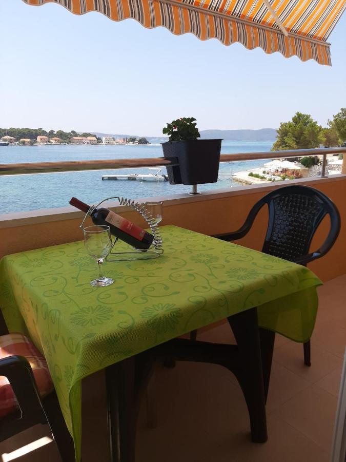 Nevena * Brodarica (Sibenik-Knin)